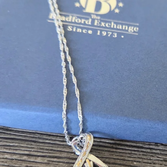 Bradford Exchange Footprints in the Sand Infinity Necklace - Picture 10 of 15